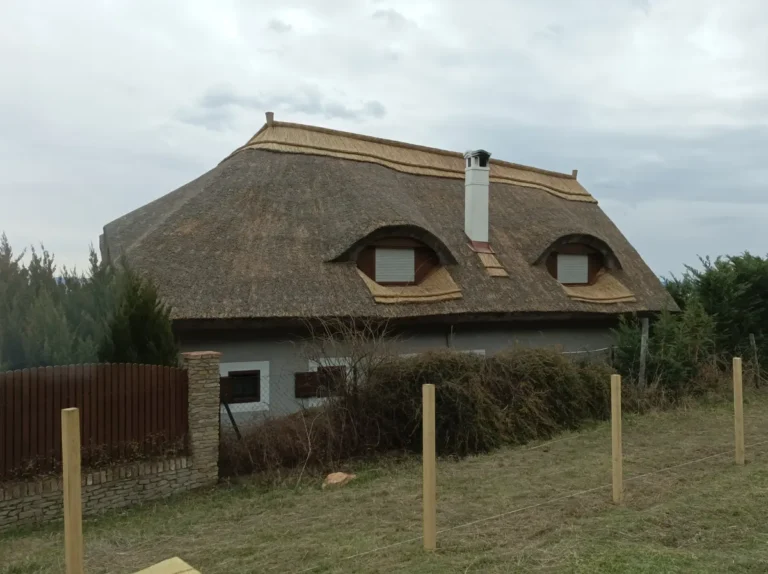 Nádtető kivitelezés mesterfokon garanciával